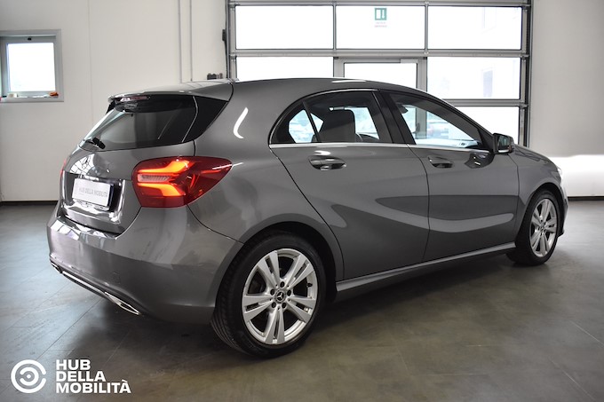 MERCEDES-BENZ A 180 d Automatic Sport